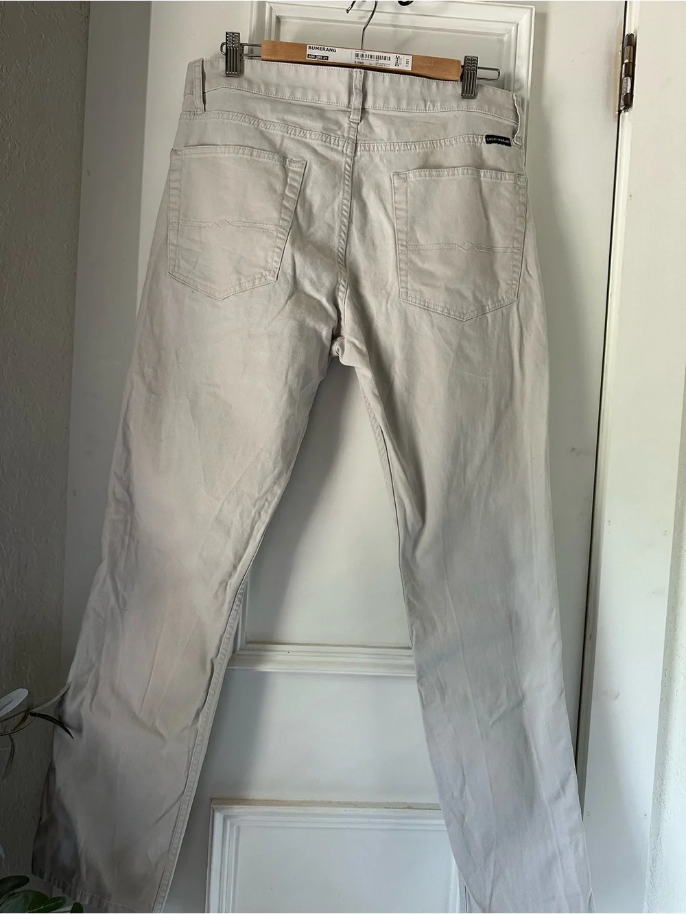 Lucky Brand Men’s Straight Jeans in Light Beige